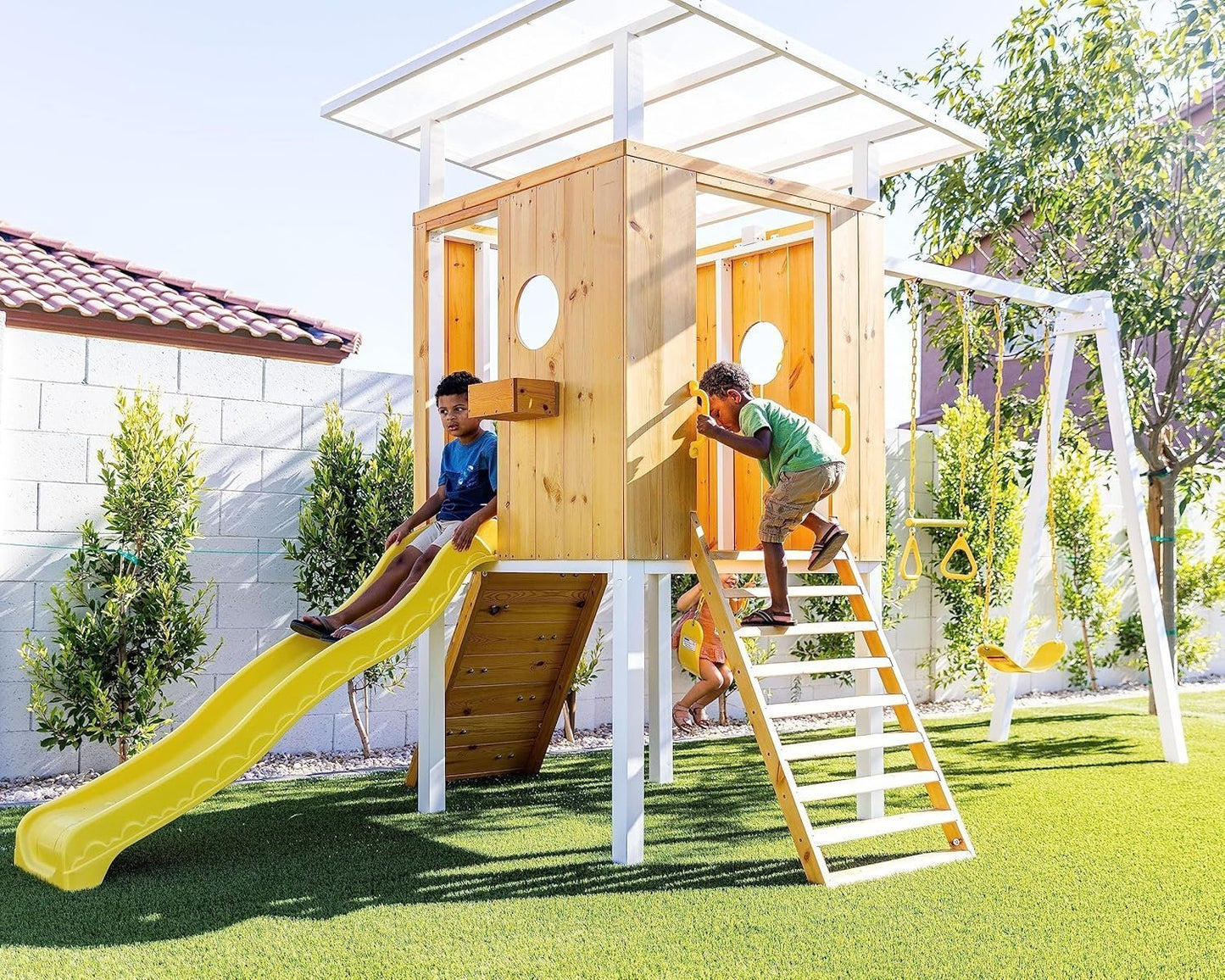 Avenlur Forest Modern Backyard Outdoor Swing Set