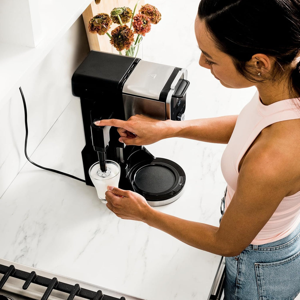 Ninja Hot and Iced Coffee Maker, Single Serve Coffee Maker and Drip Coffee Machine, DualBrew Pro Specialty 12-Cup with K-Cup Combo, Includes Permanent Filter, CFP307